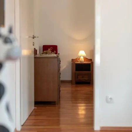 Апартаменти Dinka